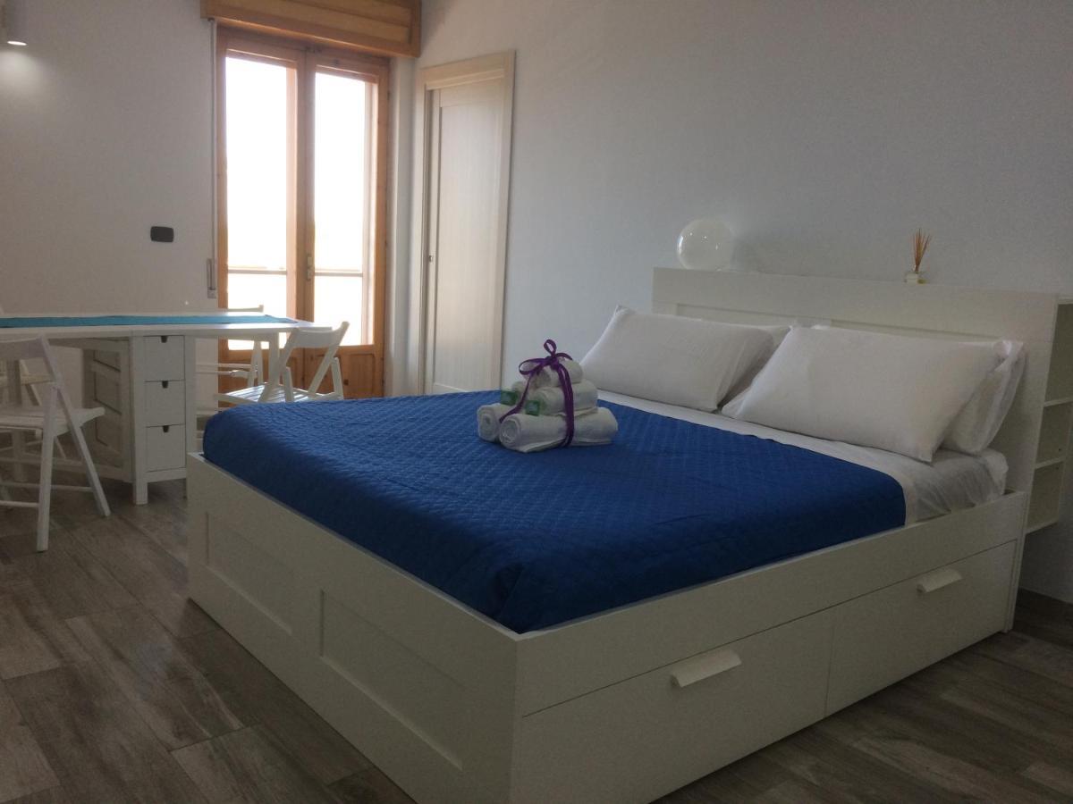 7Quater B&B กัสเตลโวลตูร์โน ภายนอก รูปภาพ
